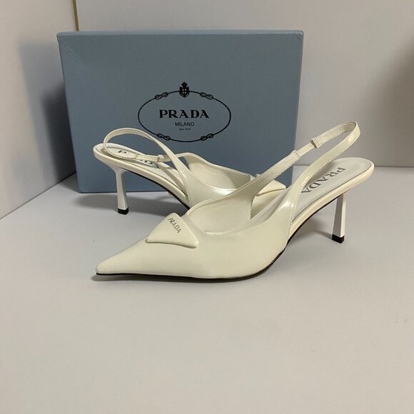 Prada Women's Elegant White Pointed Heels - Picture 1 of 9